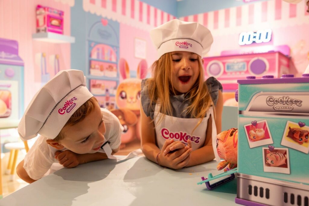 Scent-sational' Mayfair bakery celebrates launch of Cookeez